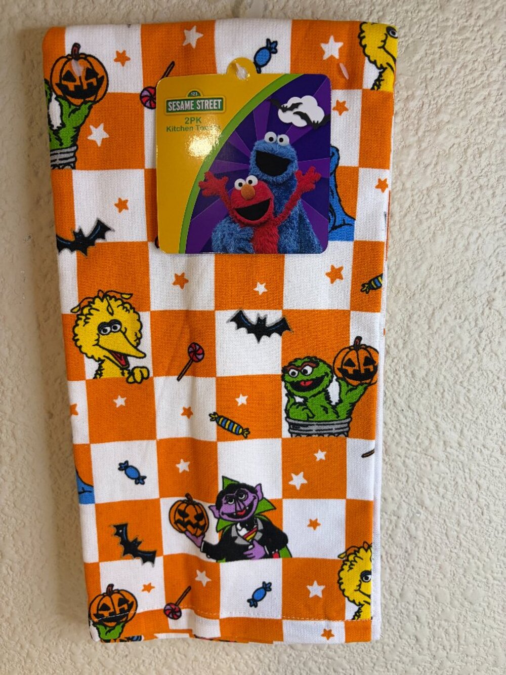 Sesame Street Halloween Kitchen Towels 2pc Cookie Monster Elmo Oscar NWT